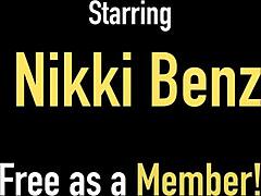 MILF Nikki Benz teases in lingerie and gets off on webcam