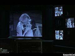 诱人的莎朗·斯通在1993年的银色屏幕中出现